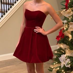 Sherri Hill maroon dress